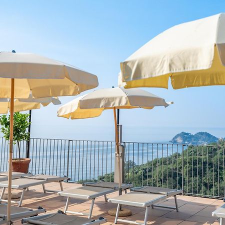 Hotel Olimpo Le Terrazze 勒托阳尼 外观 照片