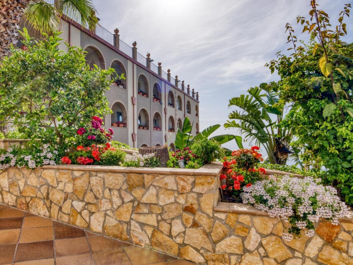 Hotel Olimpo Le Terrazze 勒托阳尼 外观 照片