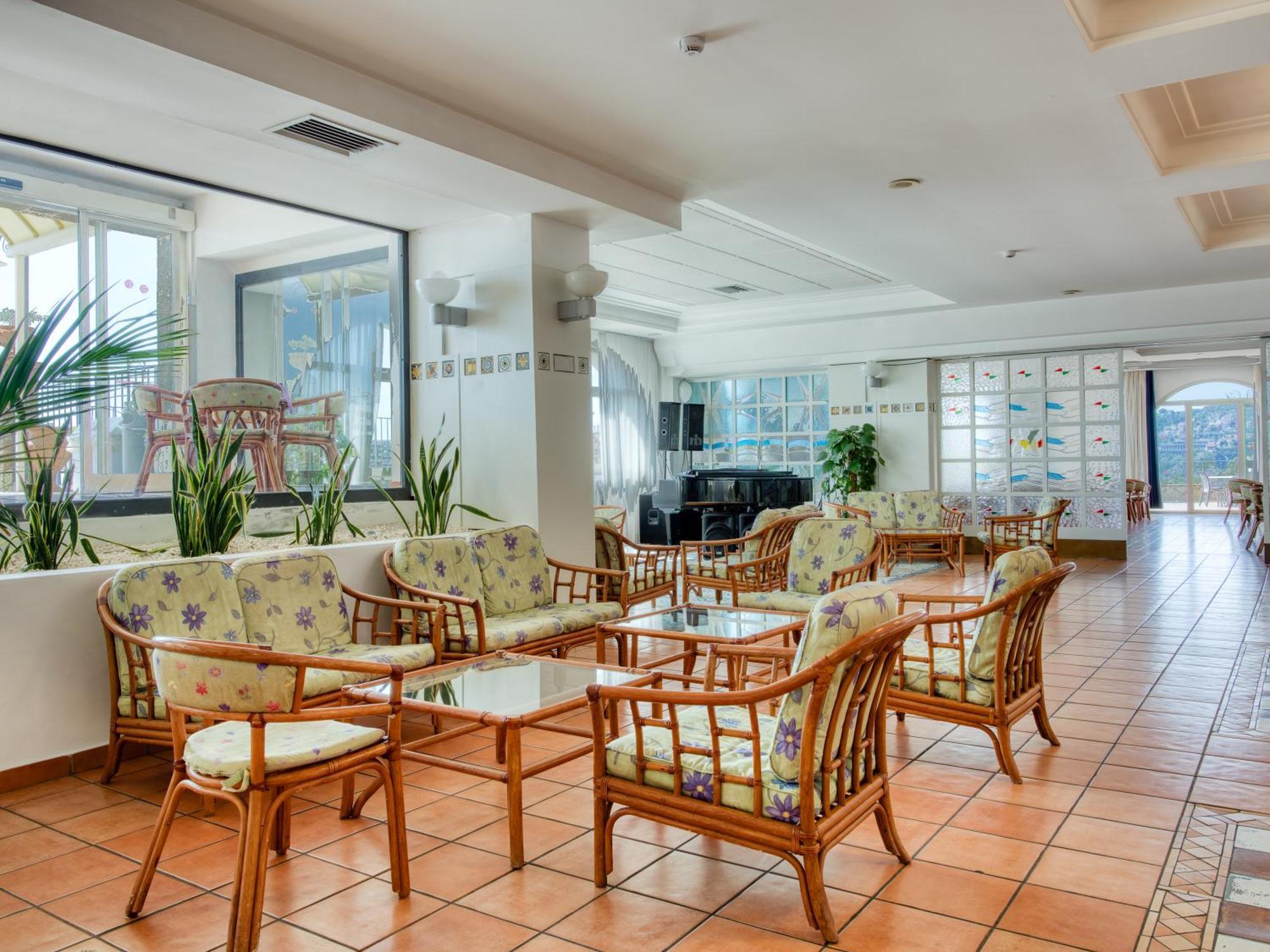 Hotel Olimpo Le Terrazze 勒托阳尼 外观 照片